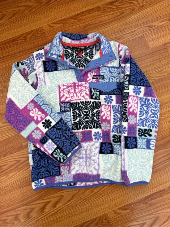 Patagonia Tops - Patagonia Hawaiian Quilt 🌺Fleece Pullover -
